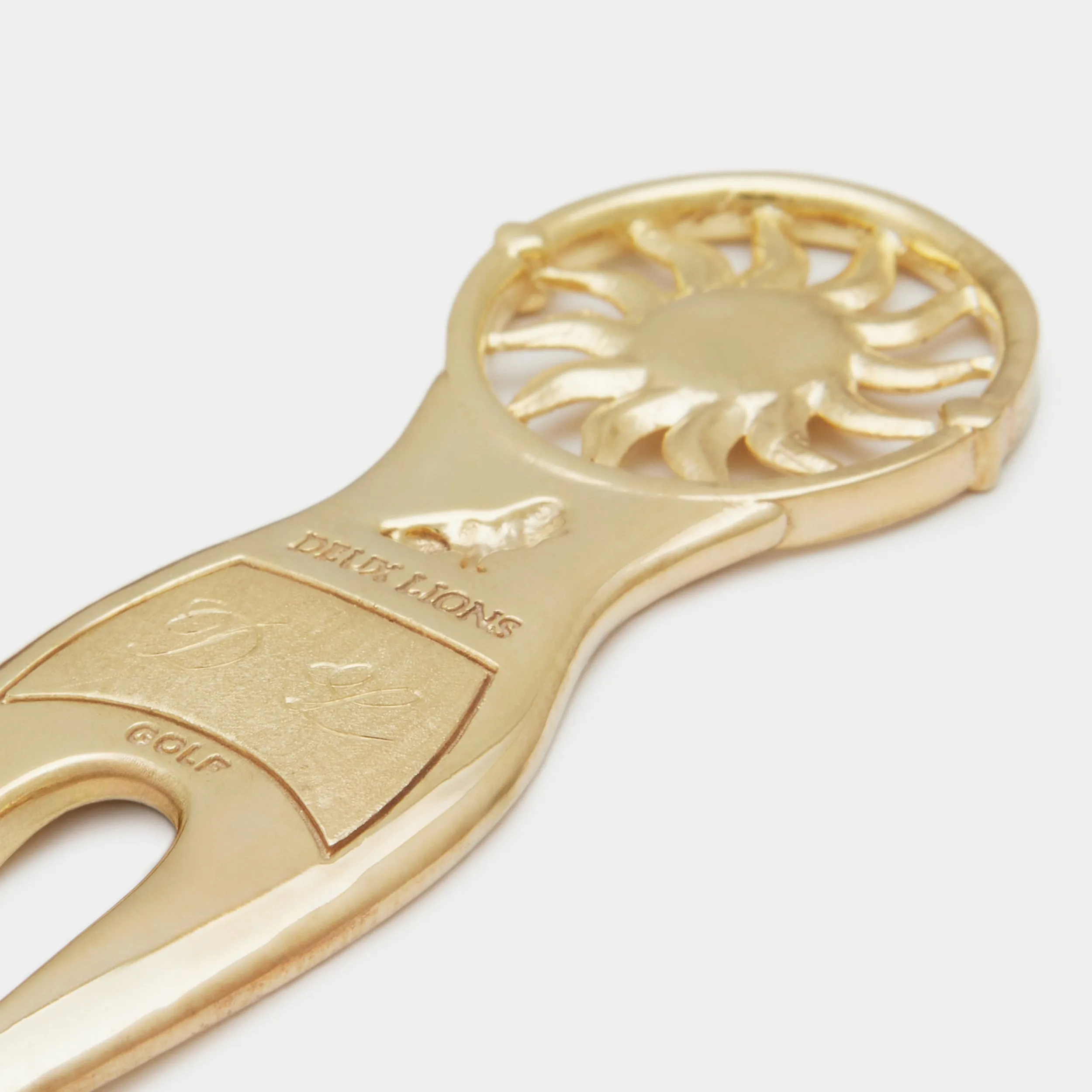 Aurora Divot Jewel