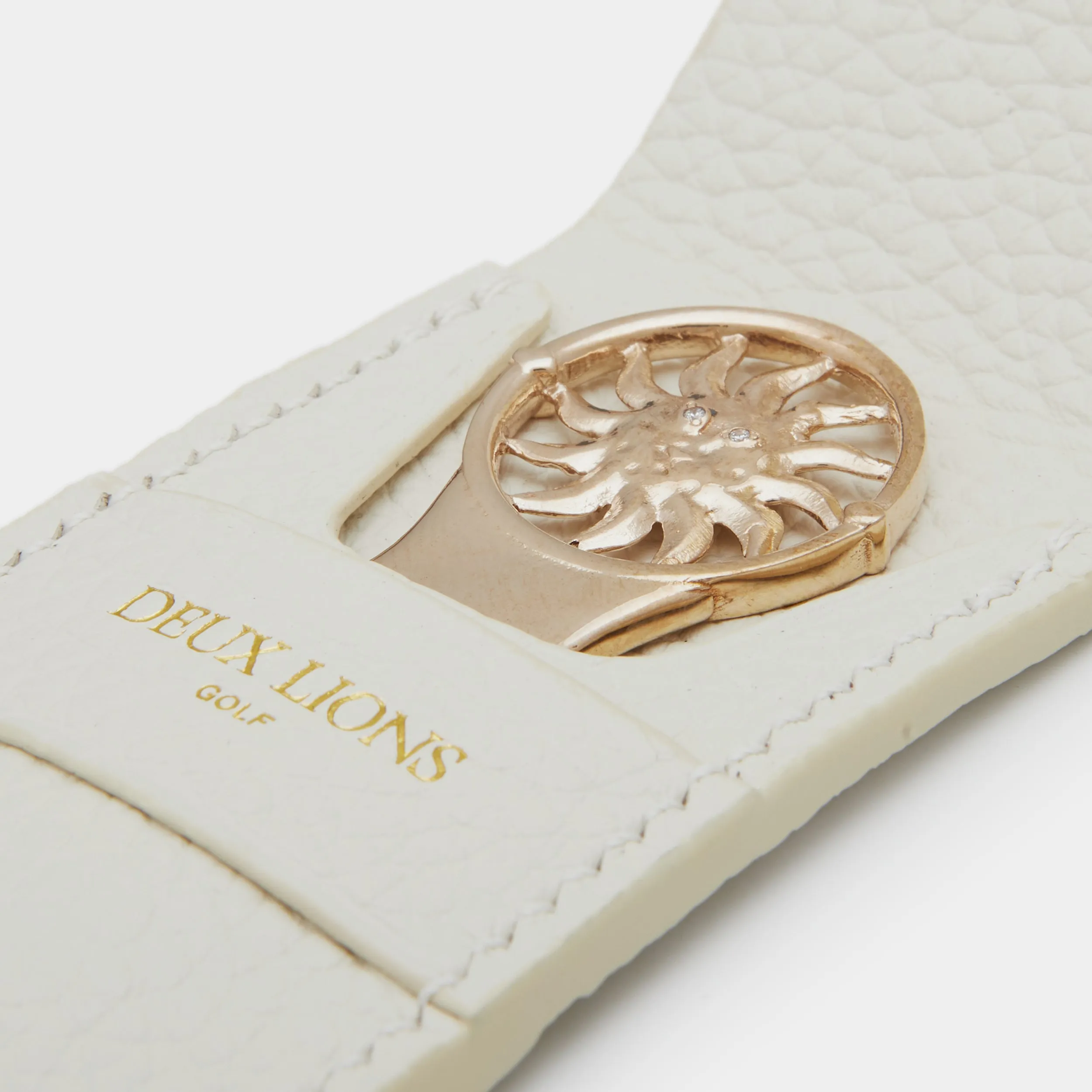 Aurora Divot Jewel