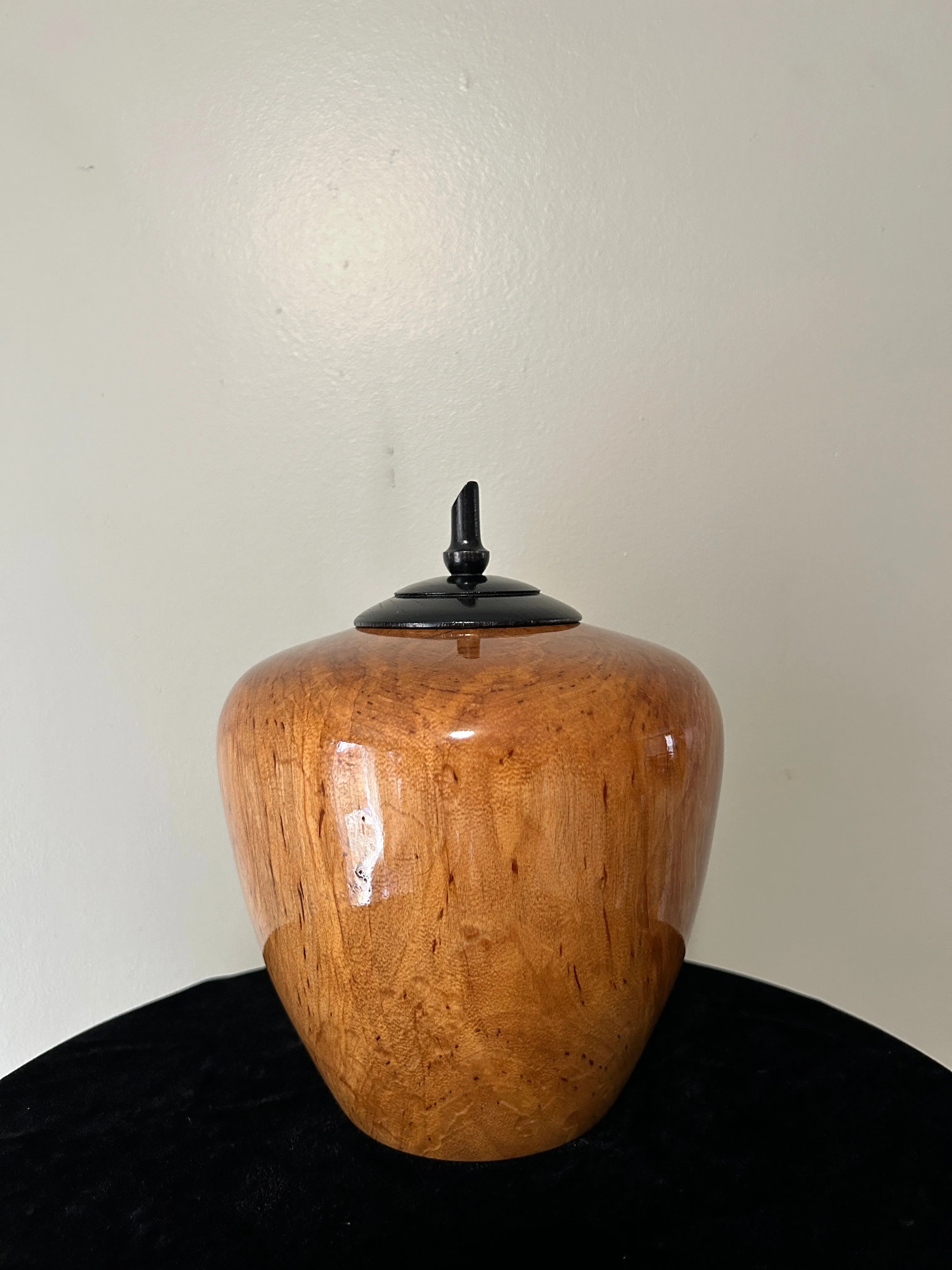 Hand-Turned Urn in Spalted Birch 'Divine' 2