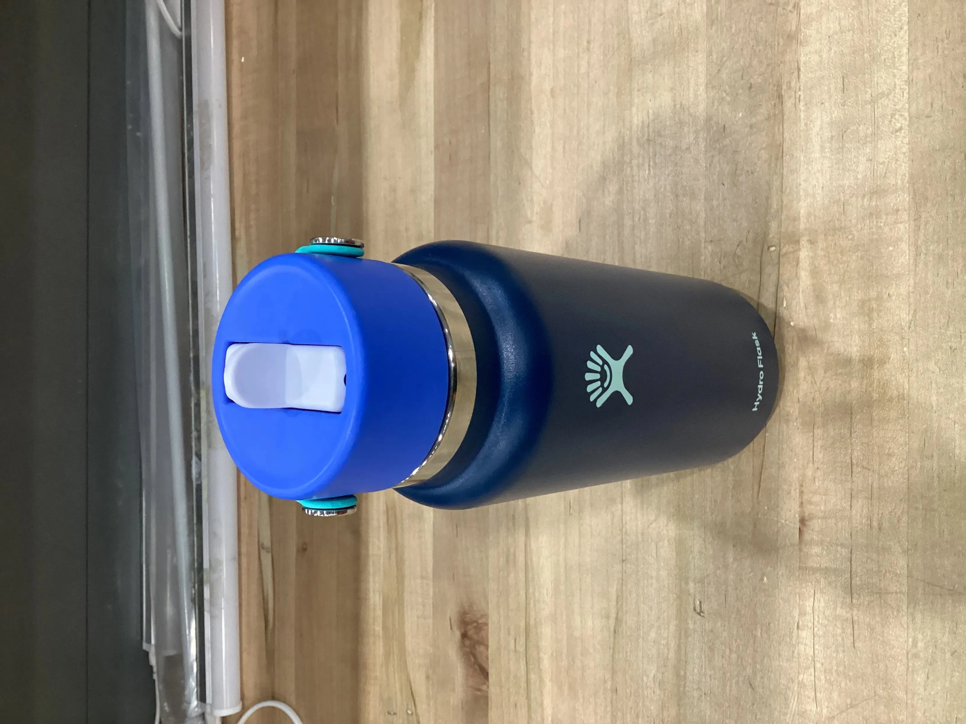 Hydro Flask 32oz Wide Mouth Flex Straw Water Bottle Winter Night (See Description)