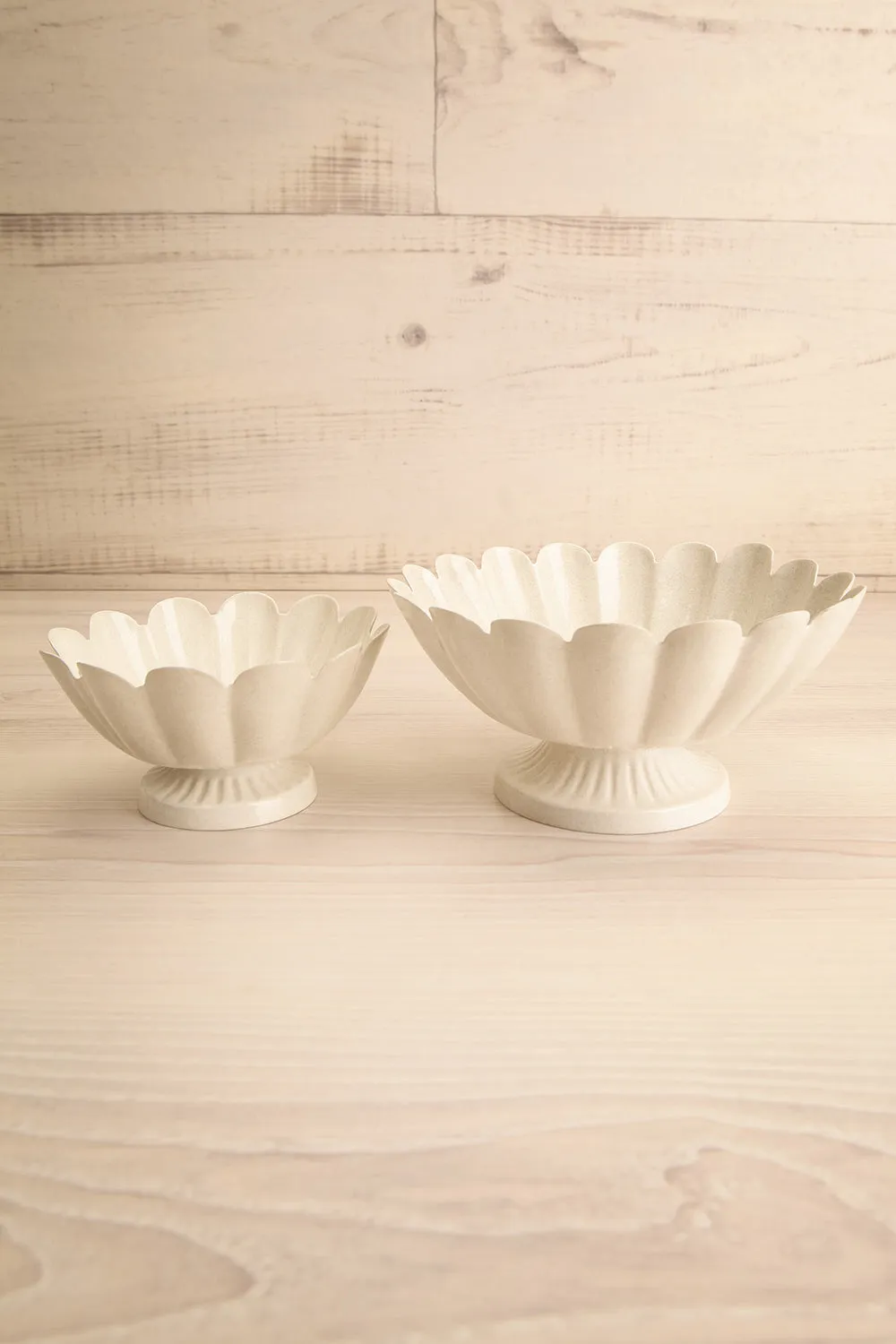 Pamplemoussier | Floral Metal Urns - 2 Options