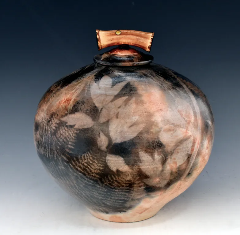 Saggar Burnished Fired Urn 262