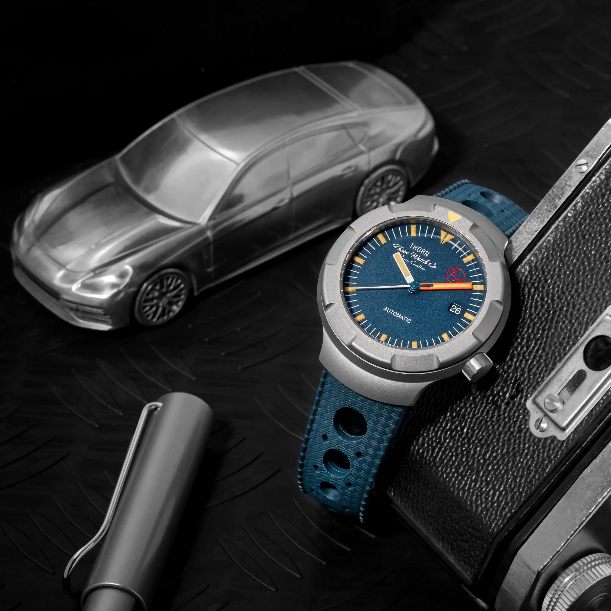 ★Weekly Deals★Thorn T011 Titanium Vintage Men Watch